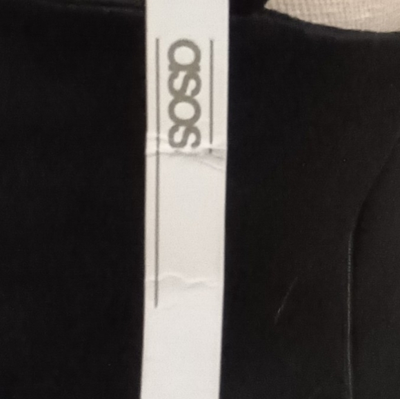 Asos design Scuba cami pephem asymmetrical and flared midi black dress. Size 6 - Picture 7 of 9